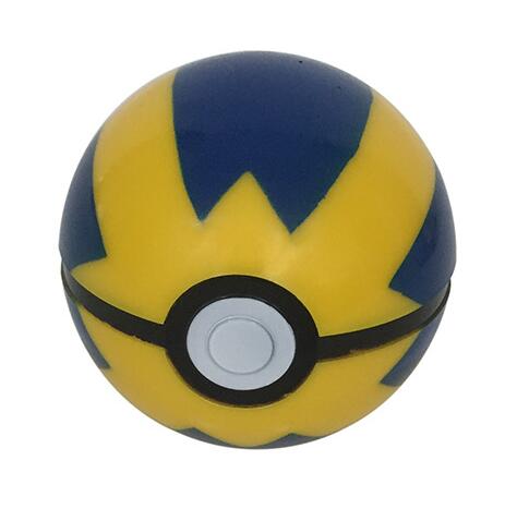 1x Pokemon Pokeball + 1x Pikachu Action Figur gratis