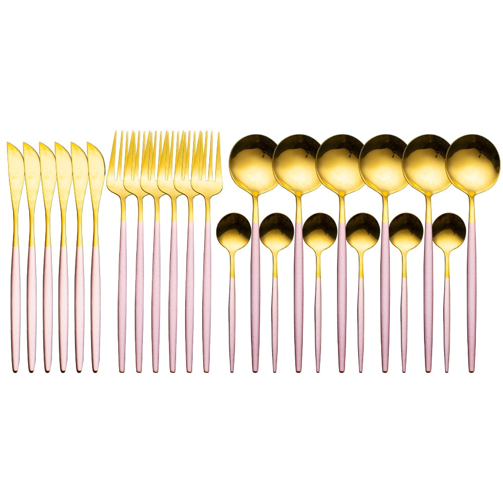 Service de vaisselle en or 24 pièces
