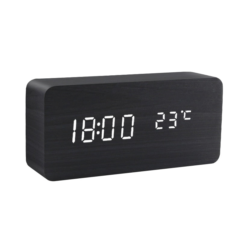 LED wooden clock with voice control, USB-AAA powered