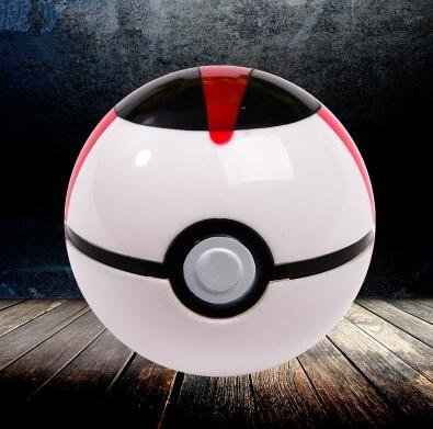 1x Pokemon Pokeball + 1x Pikachu Action Figur gratis