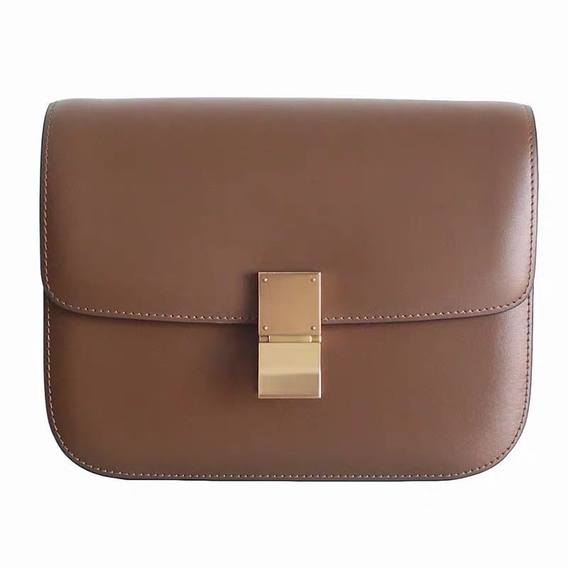 Women's luxury handbag made of genuine leather