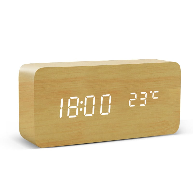LED wooden clock with voice control, USB-AAA powered
