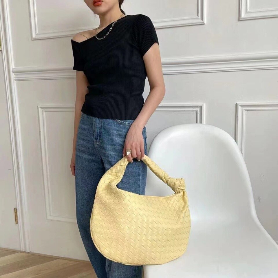 2021 Luxury Woven Leather Shoulder Bag
